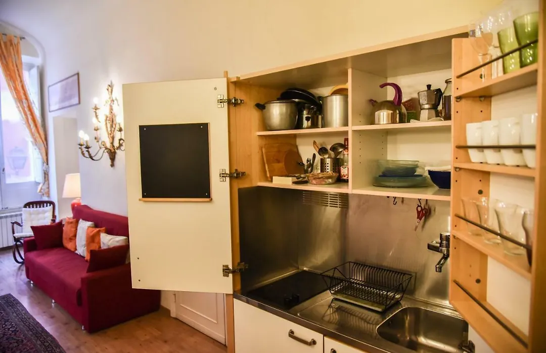 Stylish Apartment In Central Rome "Centro Storico"-1