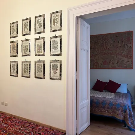 Stylish Apartment In Central Rome "Centro Storico"-2